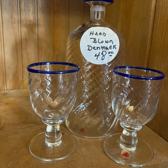 Other - Glass Decanter and small glasses